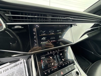 2021 Audi Q8 Premium Plus 55 TFSI quattro Tiptronic