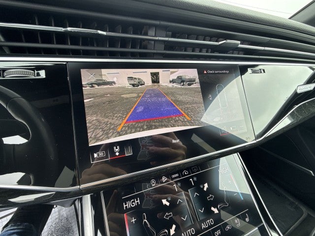 2021 Audi Q8 Premium Plus 55 TFSI quattro Tiptronic