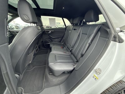 2021 Audi Q8 Premium Plus 55 TFSI quattro Tiptronic