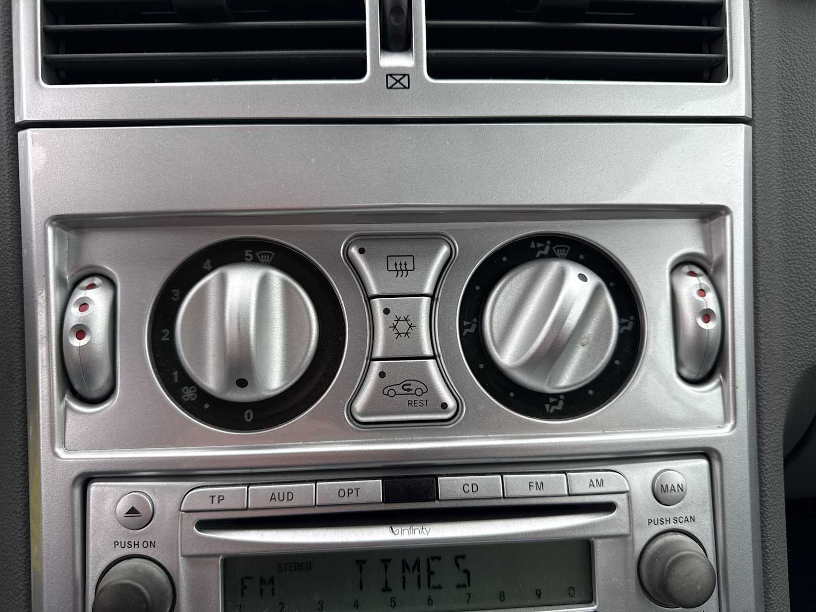 2004 Chrysler Crossfire Base