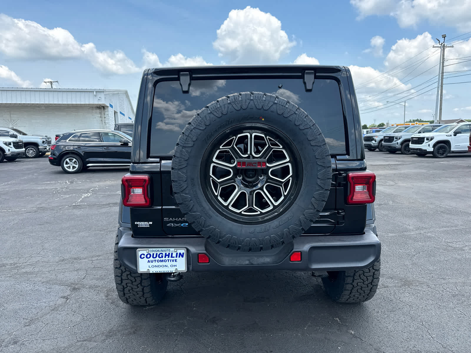 2025 Jeep Wrangler 4xe Sahara
