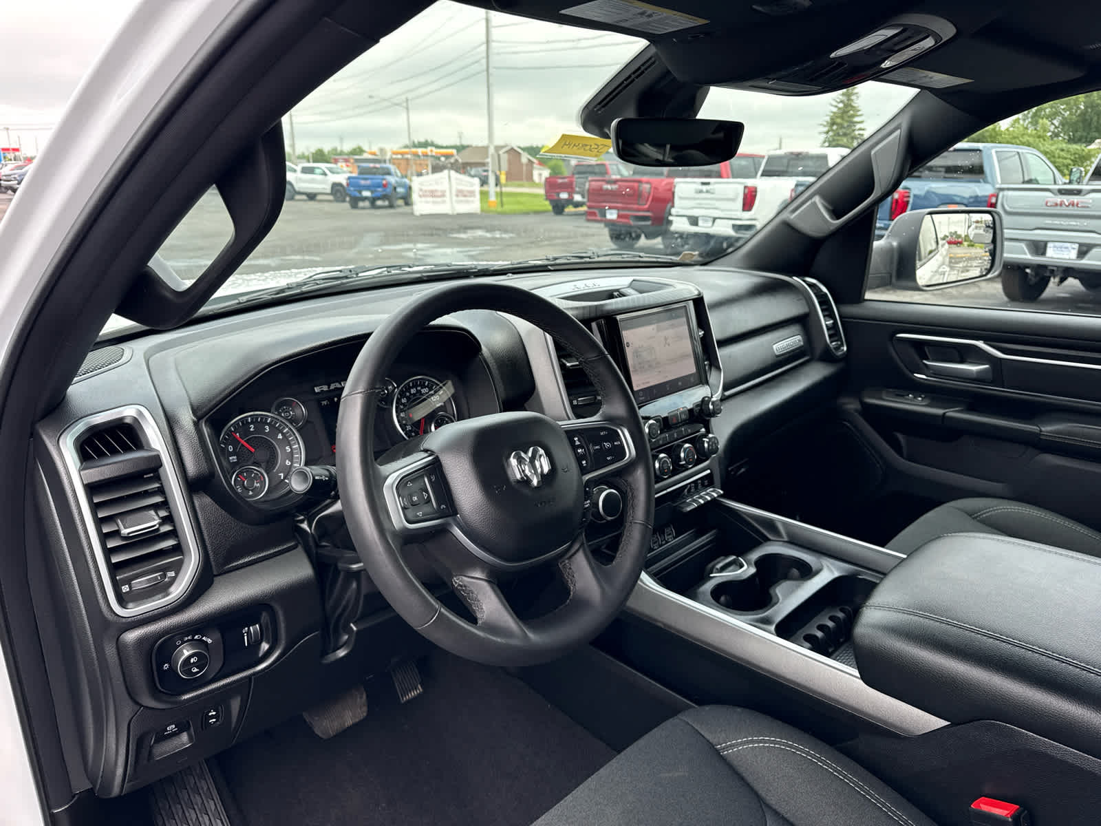 2025 RAM 1500 Big Horn Crew Cab 4x4 5'7" Box