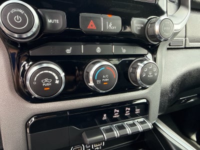 2025 RAM 1500 Big Horn Crew Cab 4x4 5'7" Box