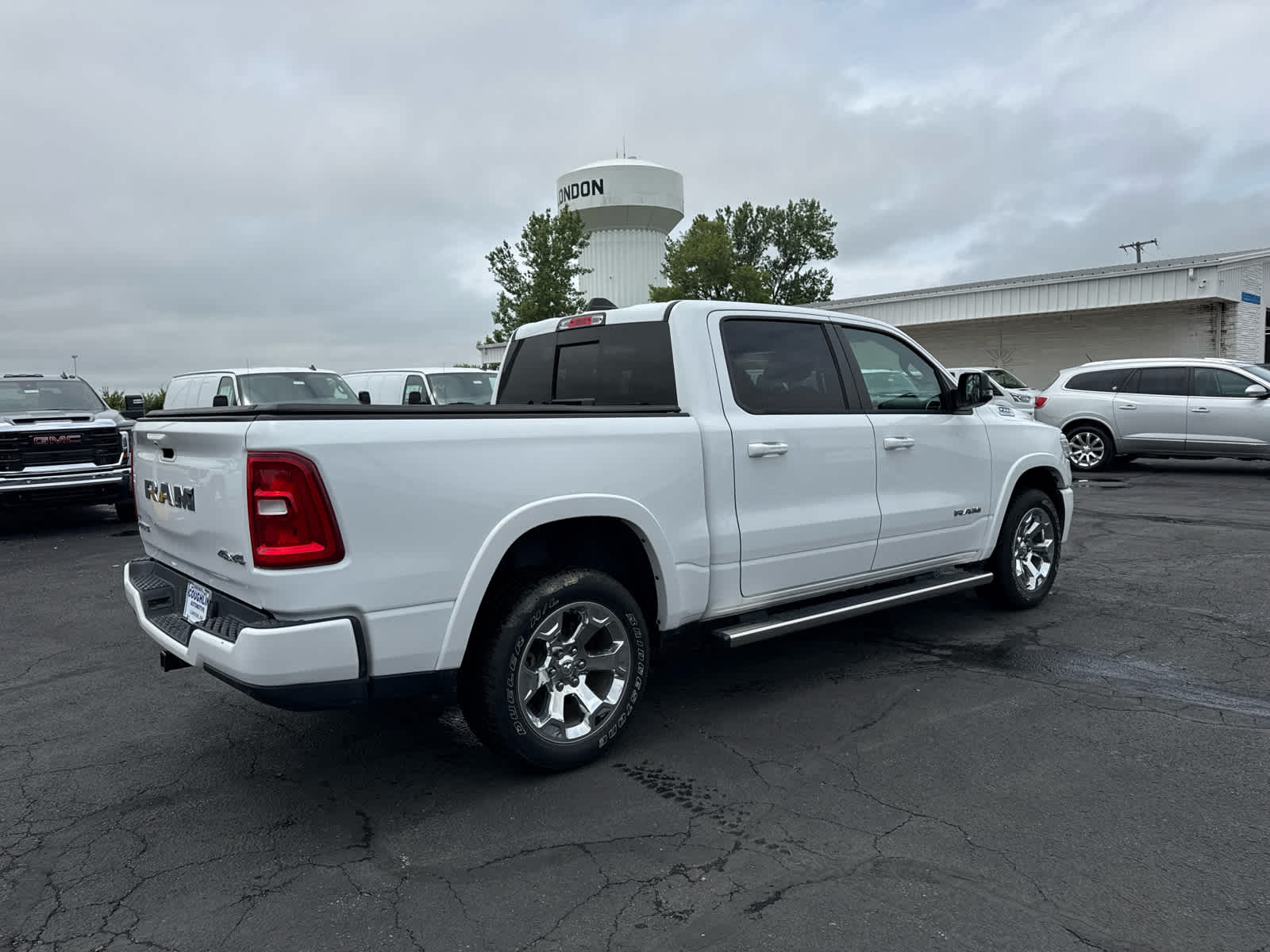 2025 RAM 1500 Big Horn Crew Cab 4x4 5'7" Box