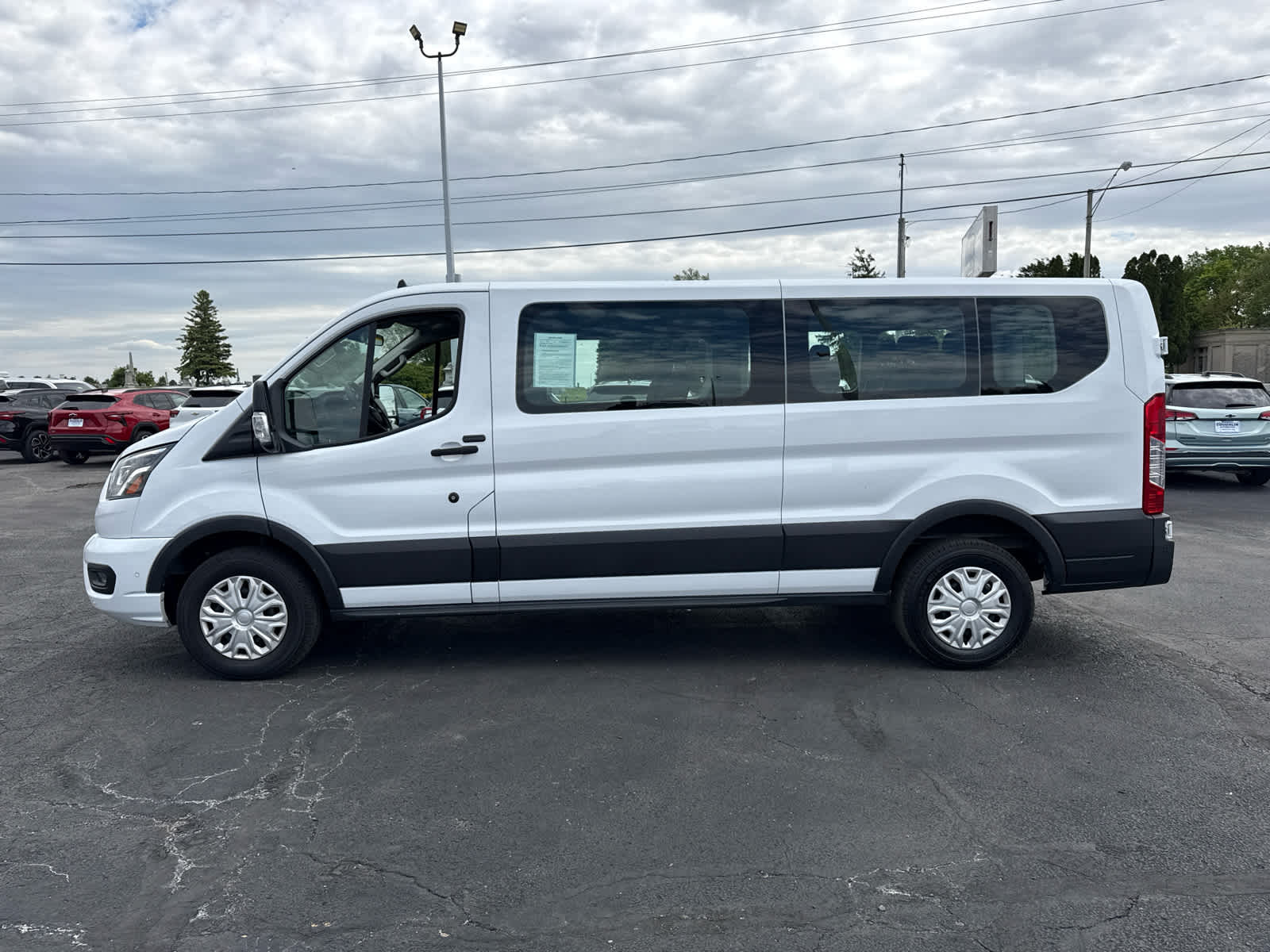 2023 Ford Transit Passenger Wagon XL