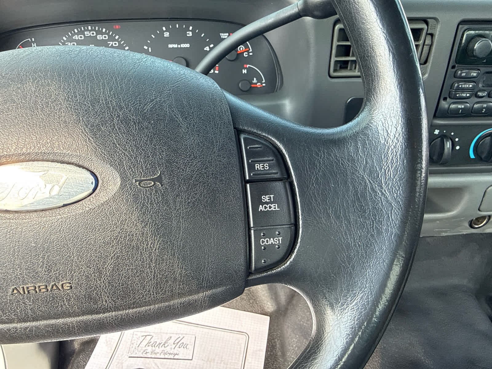 2004 Ford Super Duty F-350 DRW XL