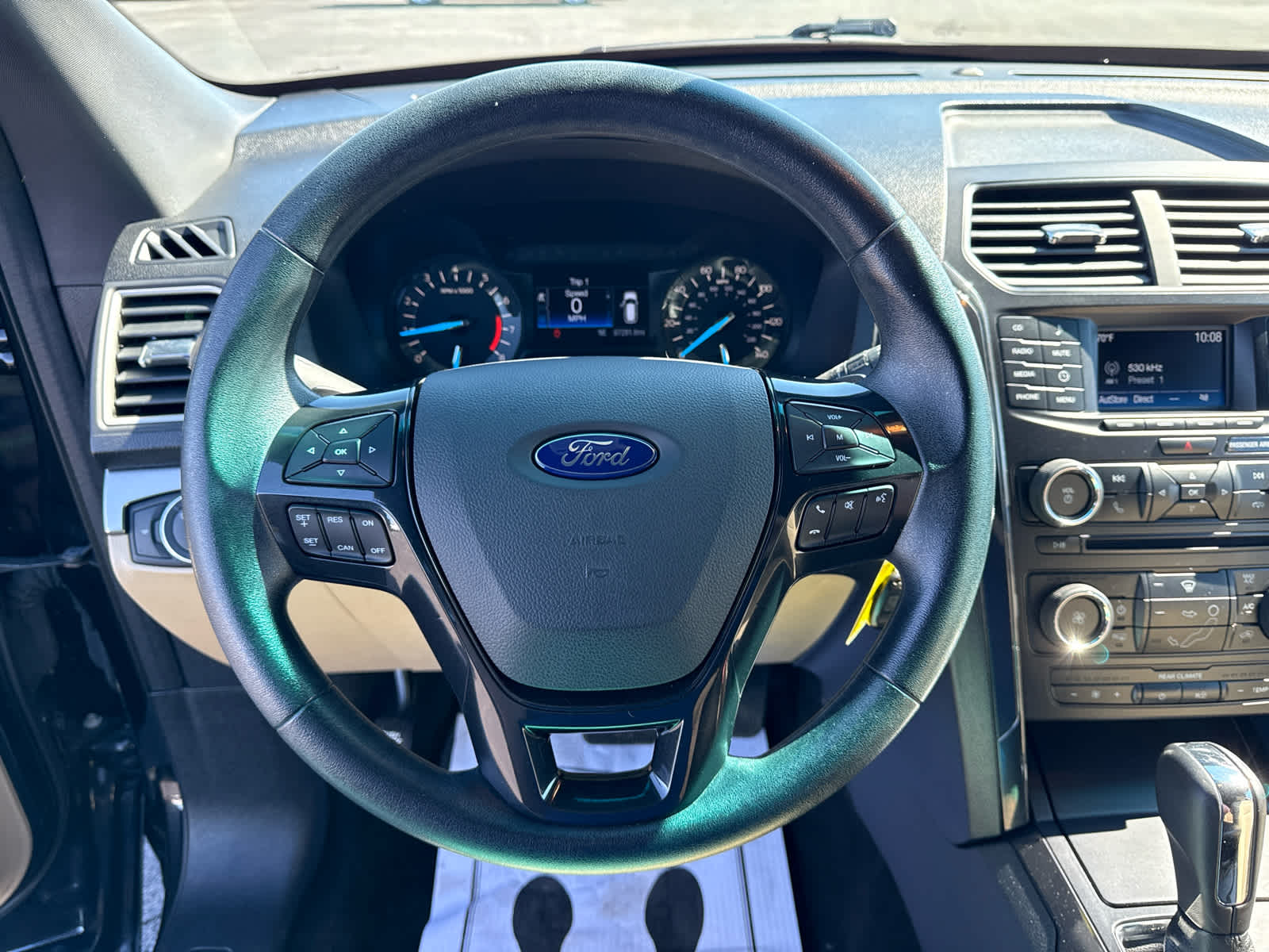 2017 Ford Explorer Base