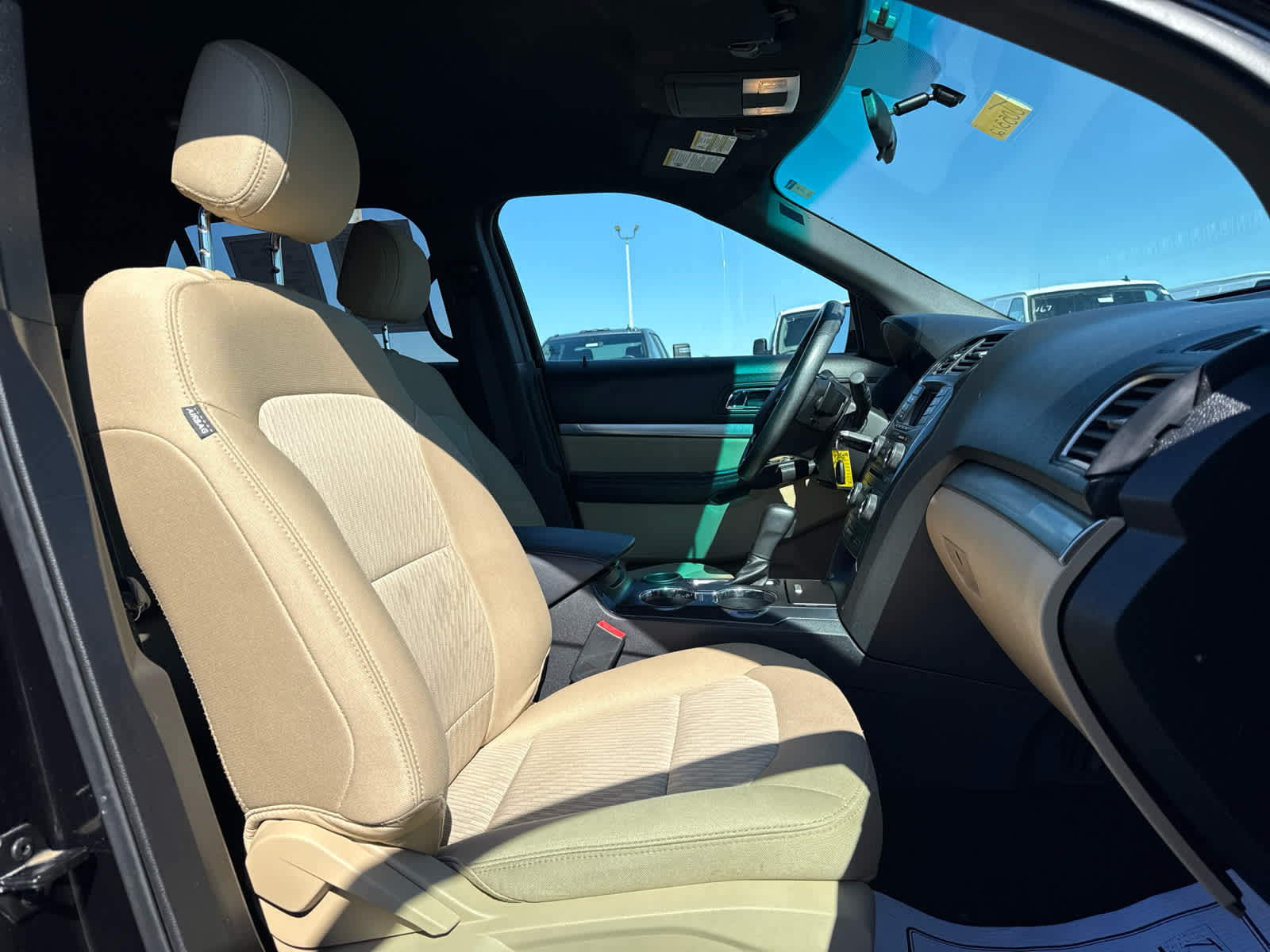 2017 Ford Explorer Base