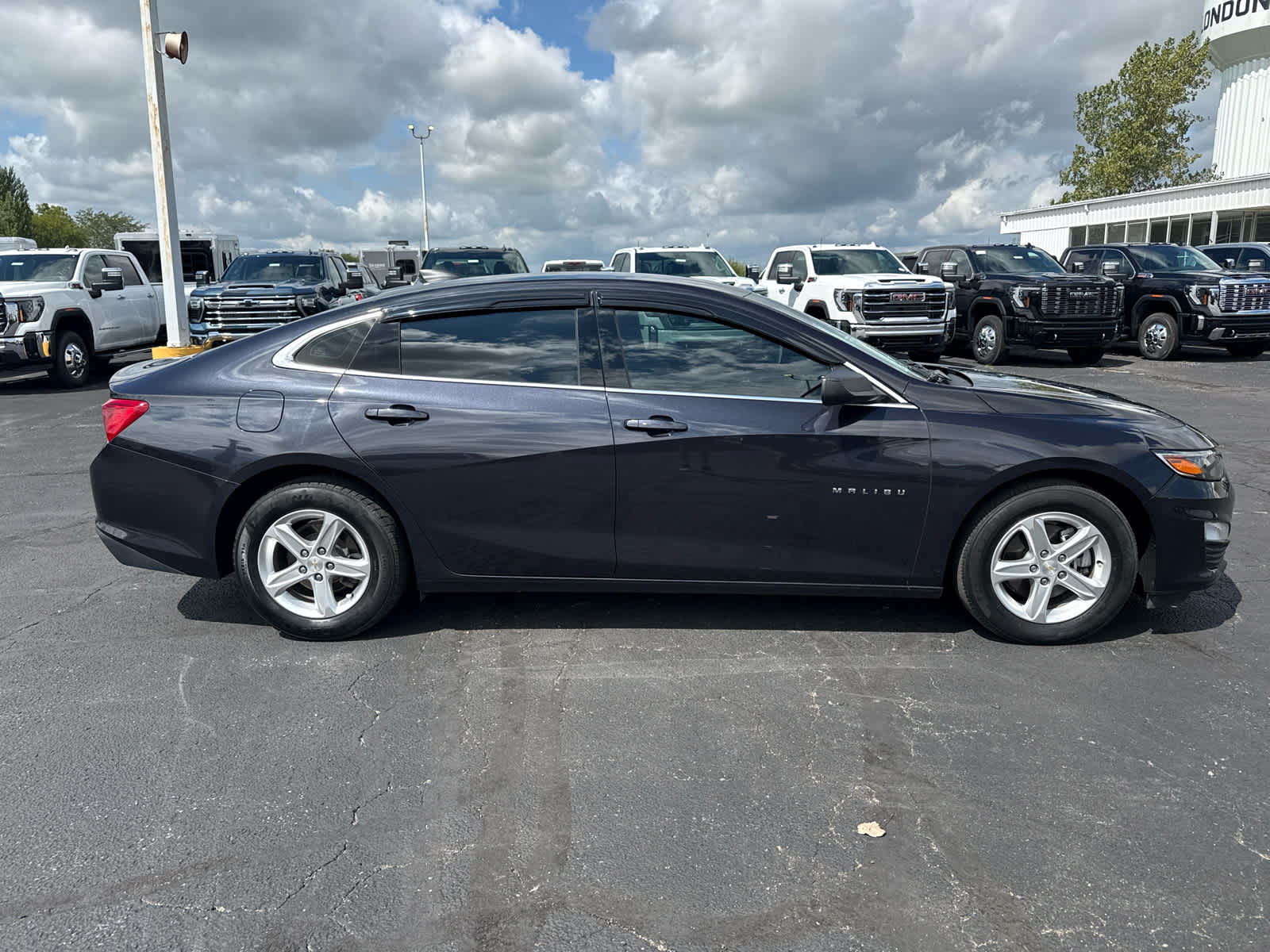 2022 Chevrolet Malibu 1LS - Photo 6