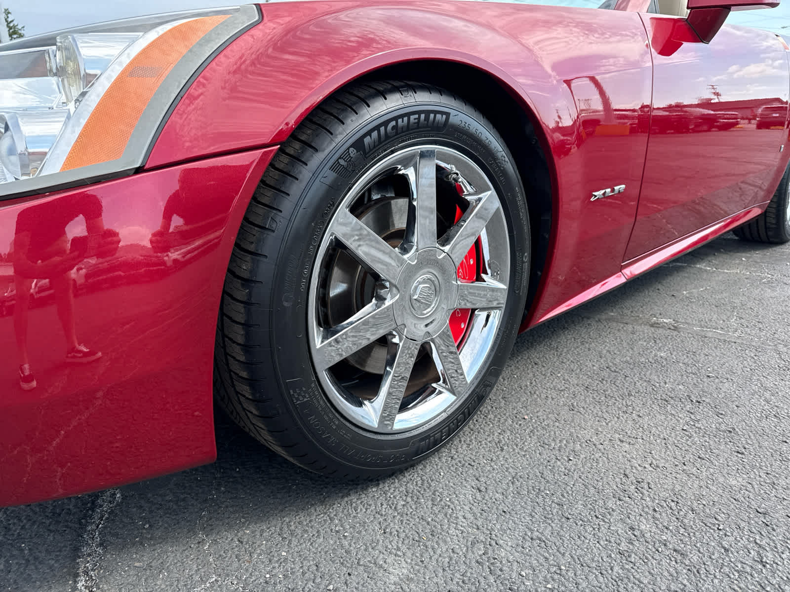 2008 Cadillac XLR Standard