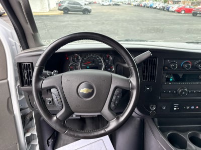 2023 Chevrolet Express Passenger 3500 1LS