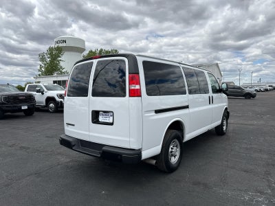 2023 Chevrolet Express Passenger 3500 1LS
