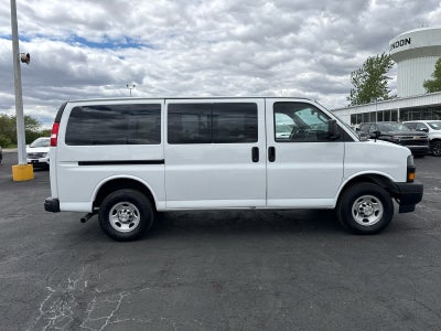 2023 Chevrolet Express Passenger 3500 1LS