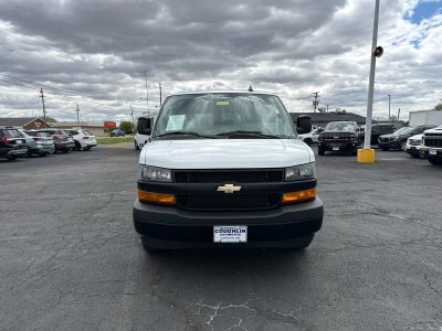 2023 Chevrolet Express Passenger 3500 1LS