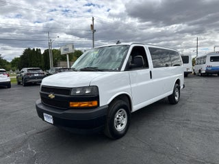 2023 Chevrolet Express Passenger 3500 1LS