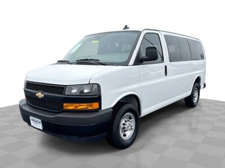 2023 Chevrolet Express Passenger 3500 1LS