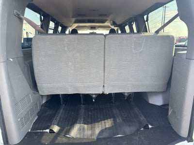 2023 Chevrolet Express Passenger 3500 LS
