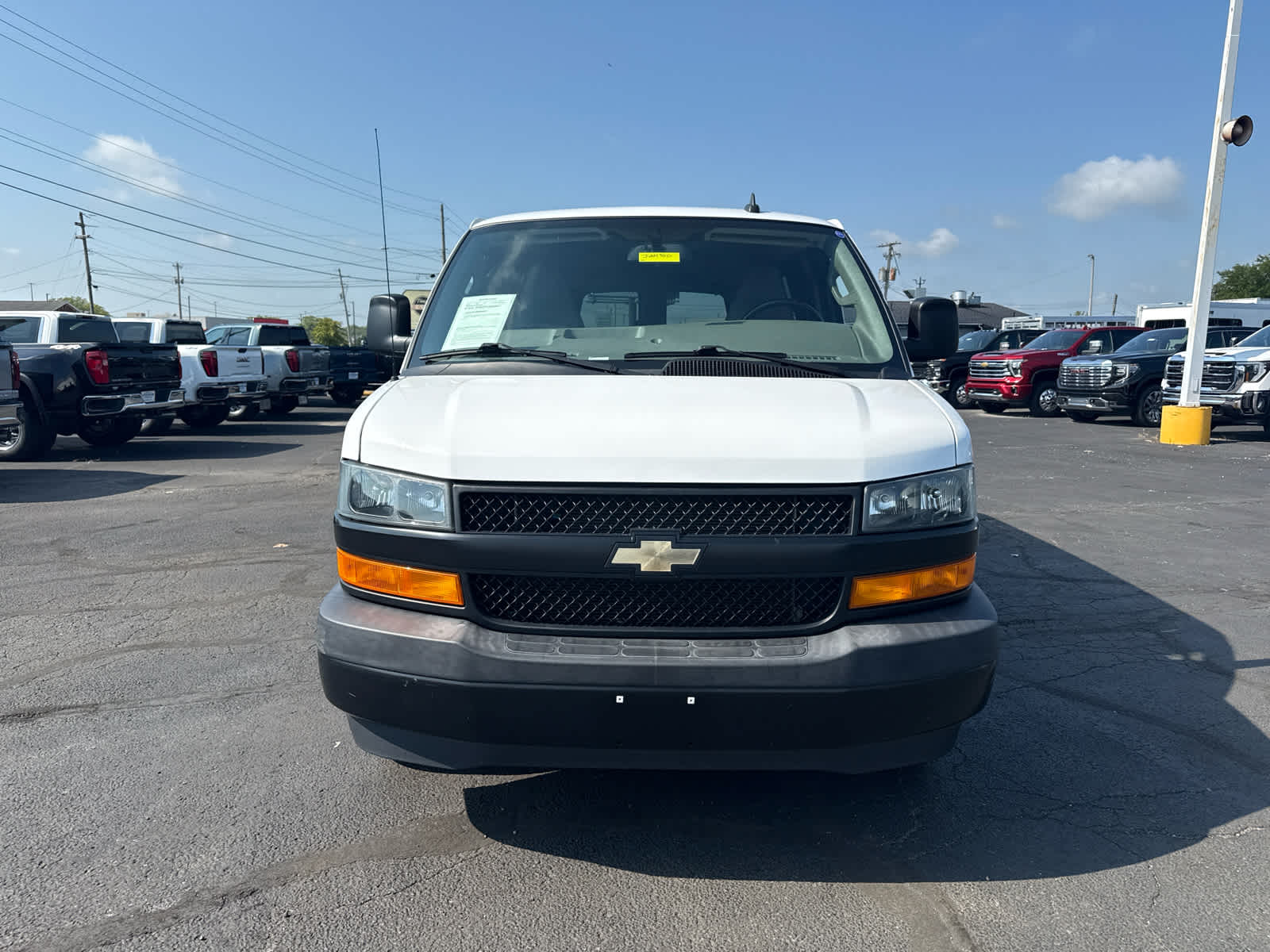 2023 Chevrolet Express Passenger 3500 LS