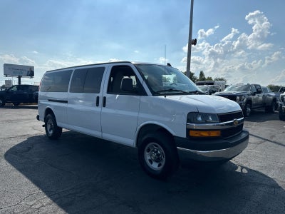 2024 Chevrolet Express Passenger 3500 1LT