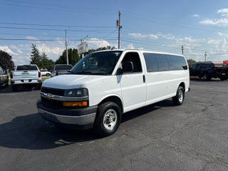 2024 Chevrolet Express Passenger 3500 1LT