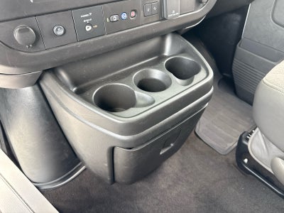 2024 Chevrolet Express Passenger 3500 1LT