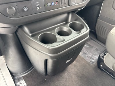 2025 Chevrolet Express Passenger 1LT