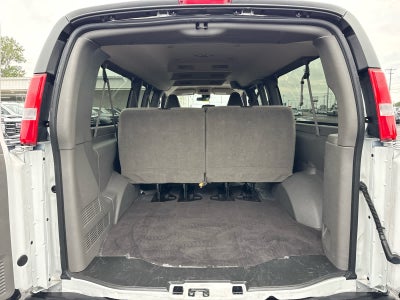 2025 Chevrolet Express Passenger 1LT