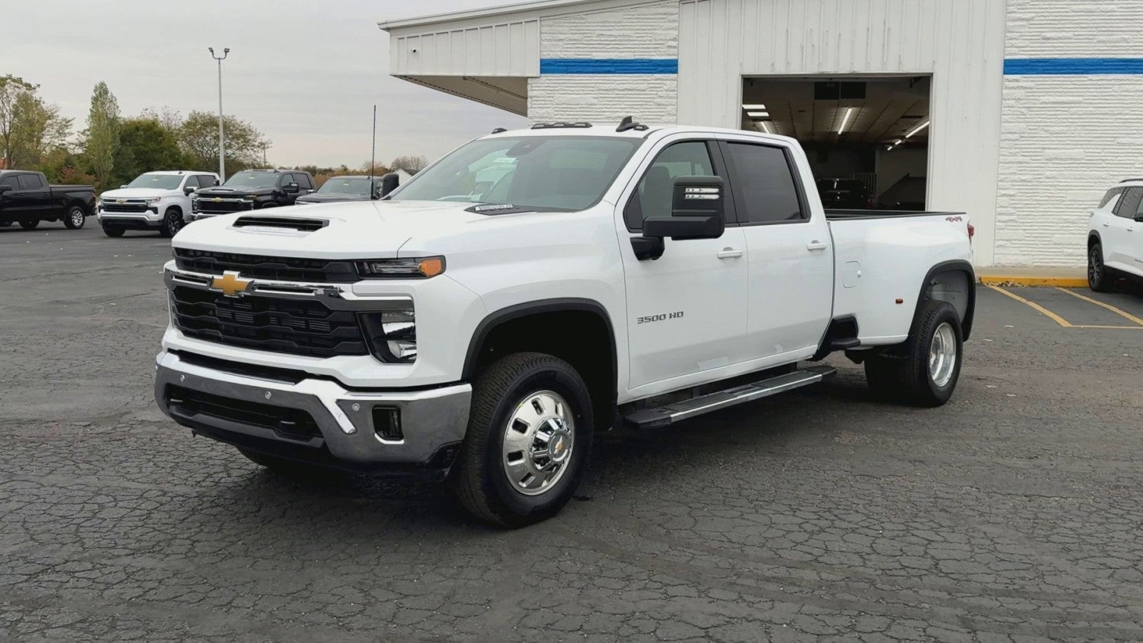 2026 Chevrolet Silverado 3500 HD LT DRW