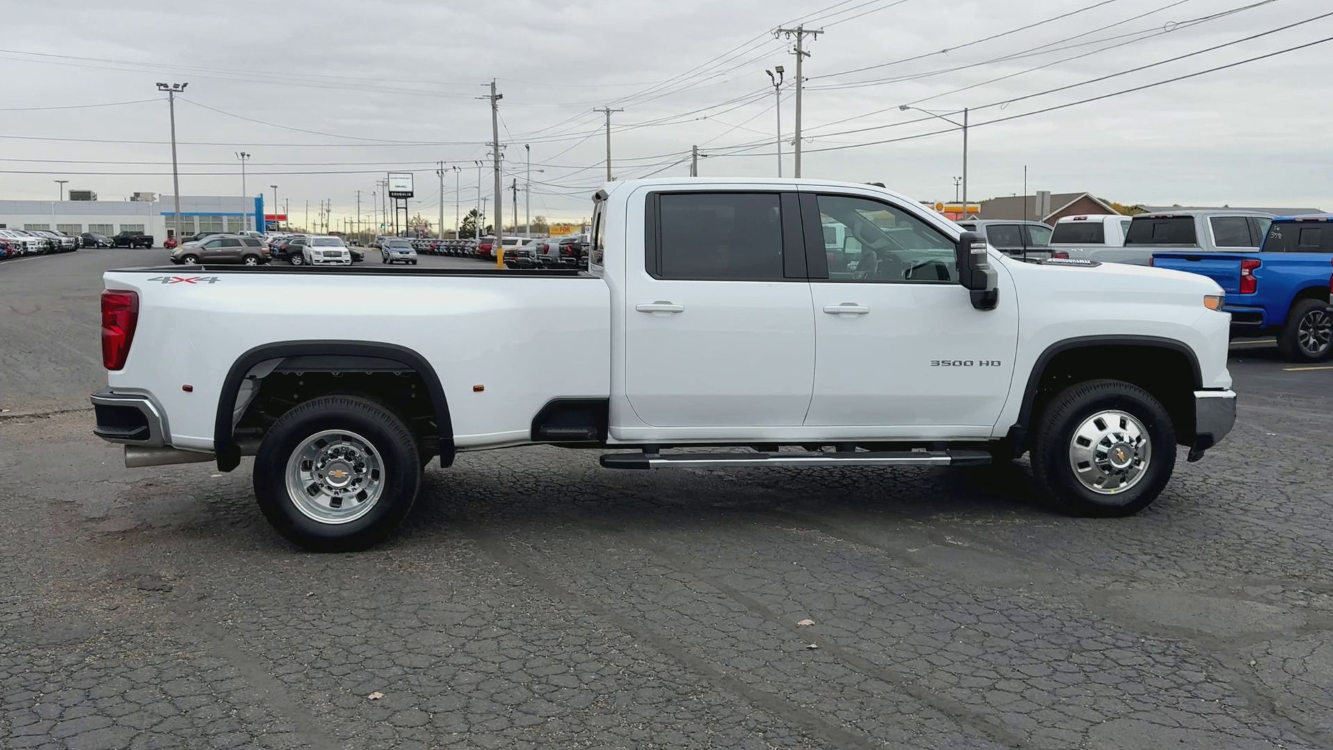 2026 Chevrolet Silverado 3500 HD LT DRW
