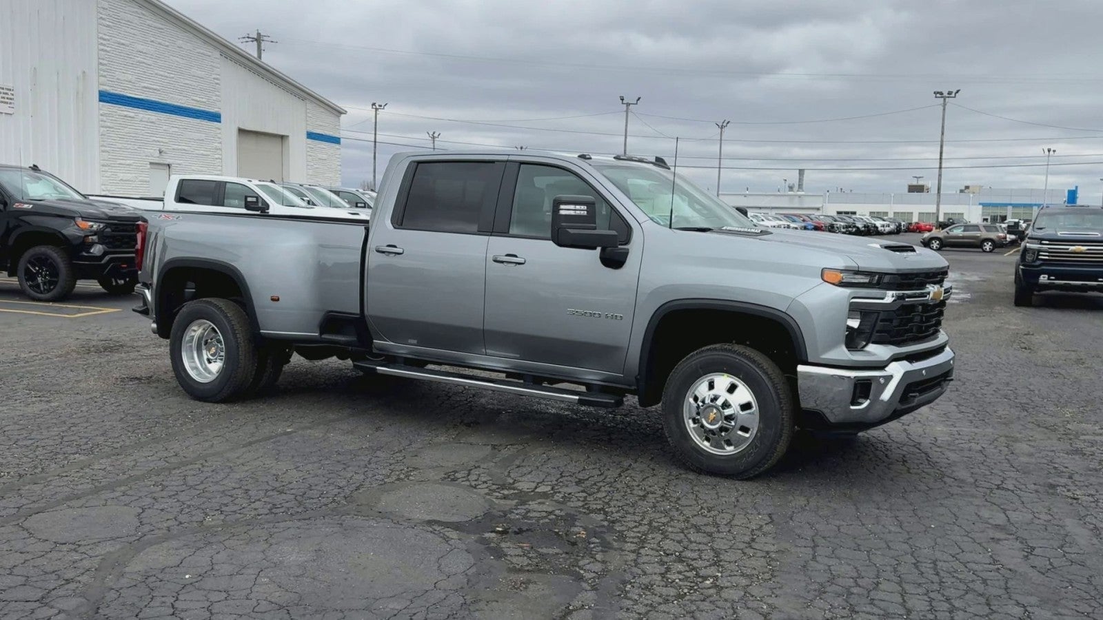 2026 Chevrolet Silverado 3500 HD LT DRW