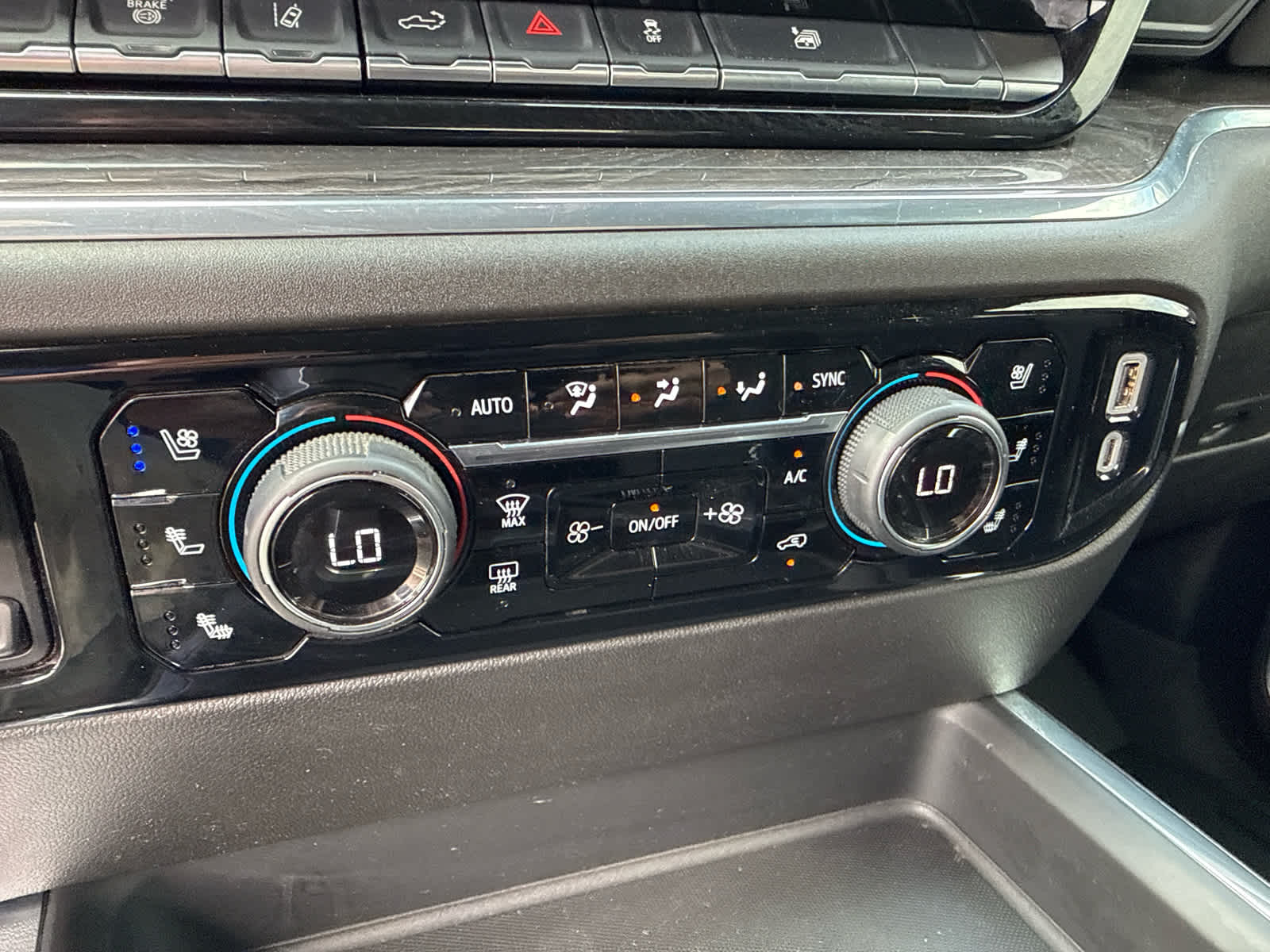 2025 Chevrolet Silverado 3500 HD LTZ