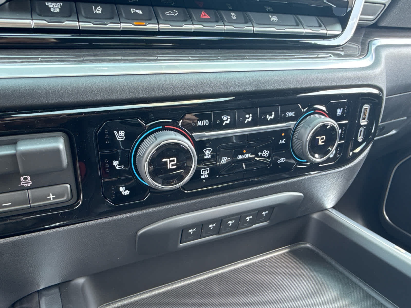 2026 Chevrolet Silverado 3500 HD LTZ DRW