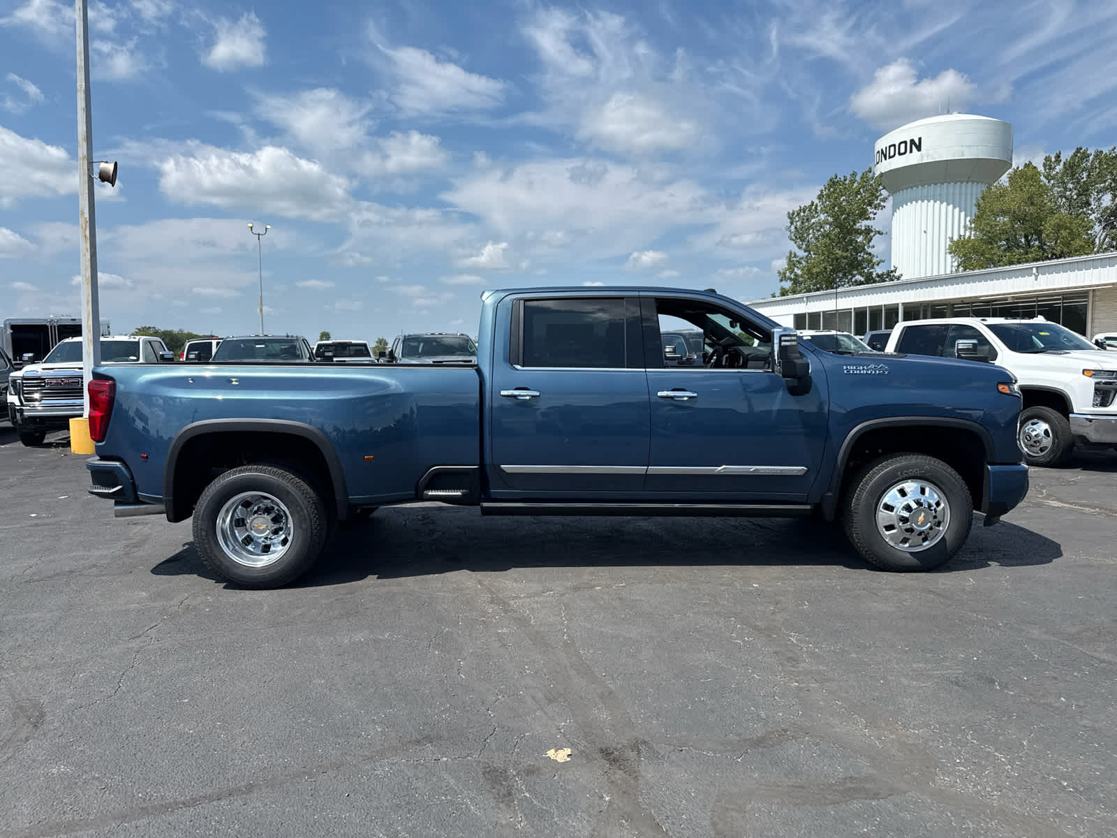2026 Chevrolet Silverado 3500 HD High Country DRW