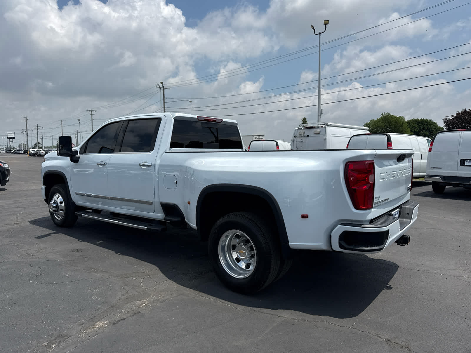 2026 Chevrolet Silverado 3500 HD High Country DRW