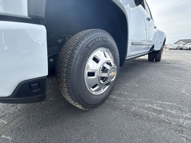 2026 Chevrolet Silverado 3500 HD High Country DRW