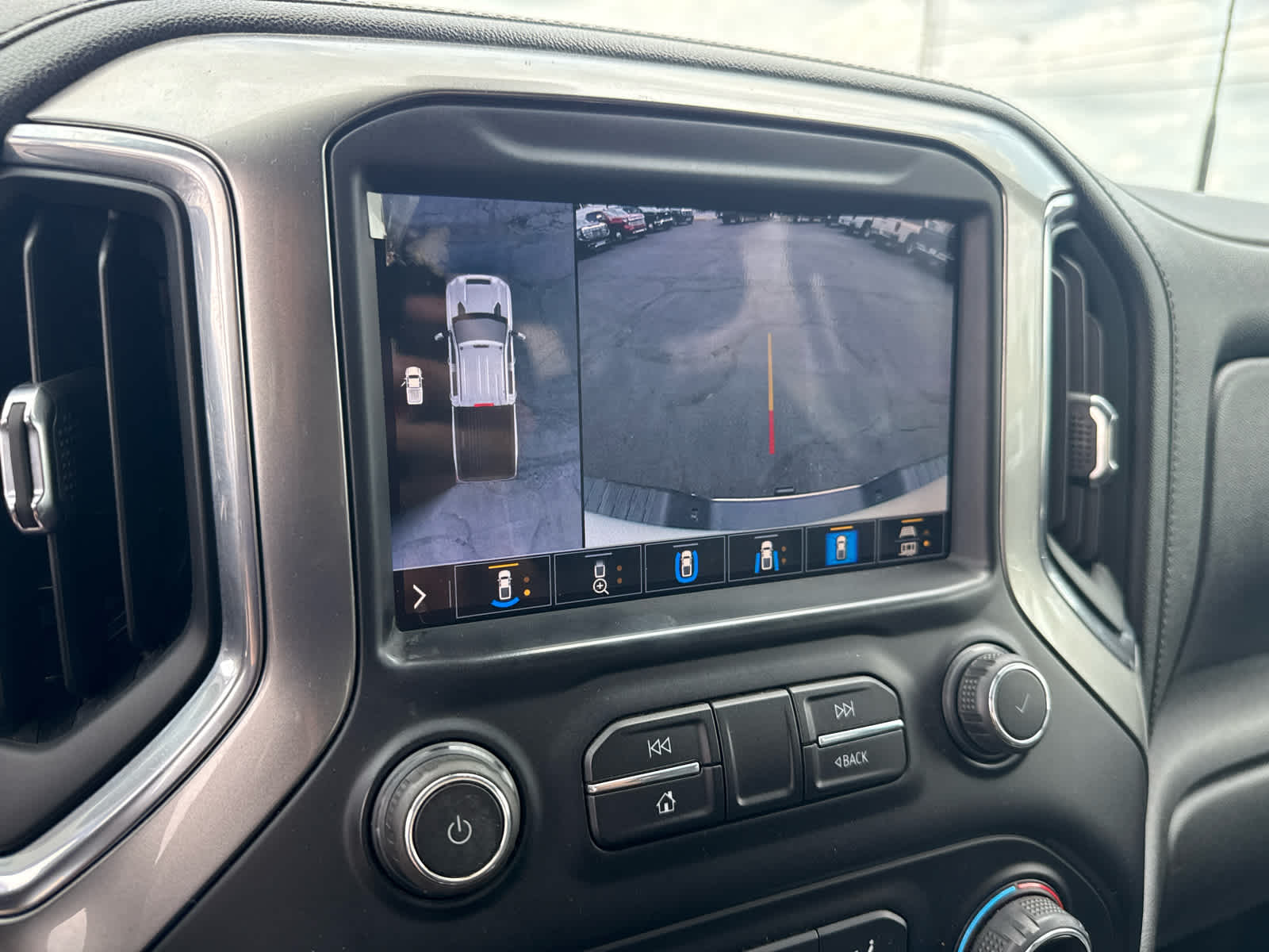2020 Chevrolet Silverado 2500HD LTZ - Photo 20