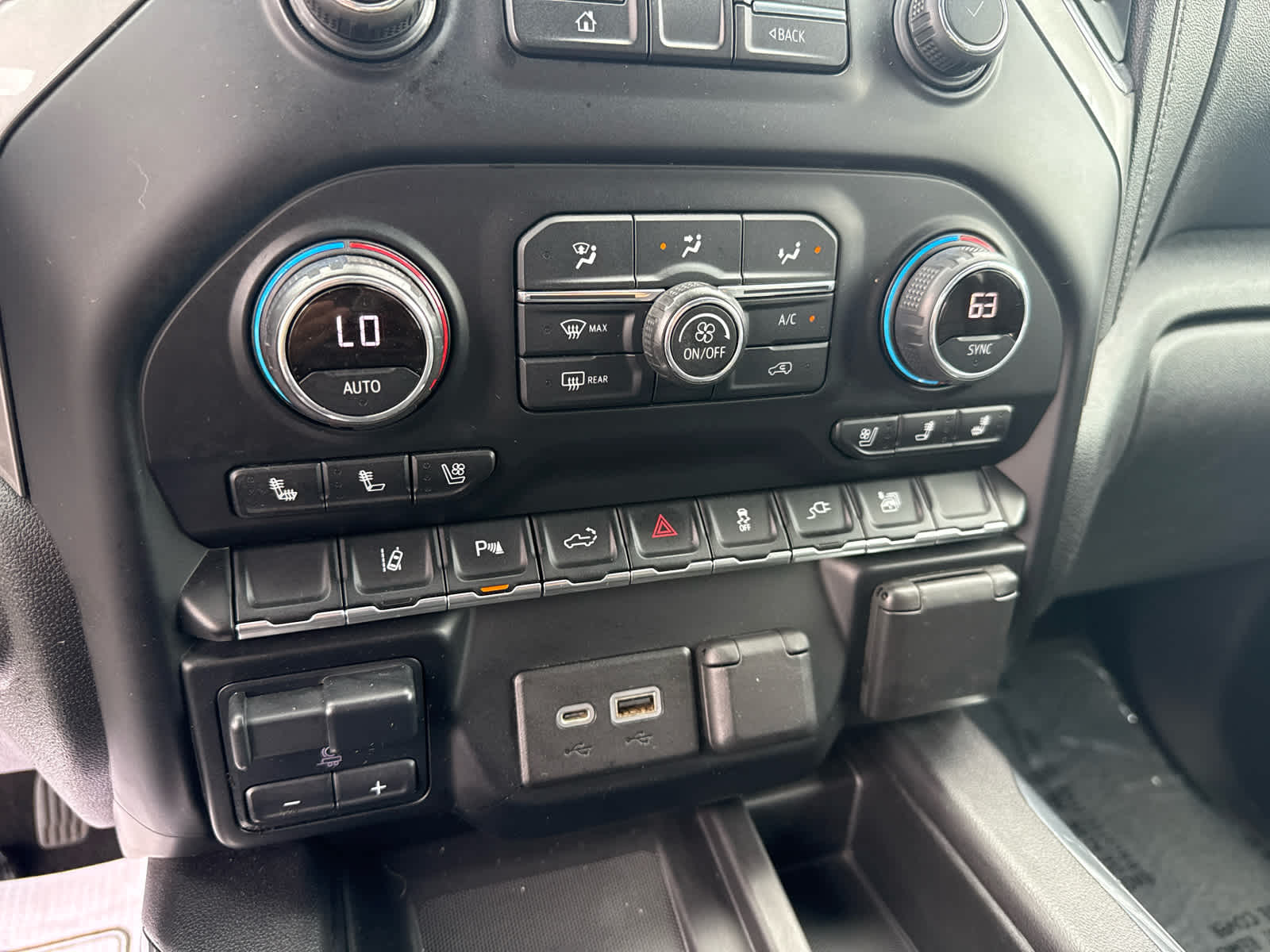 2020 Chevrolet Silverado 2500HD LTZ - Photo 21