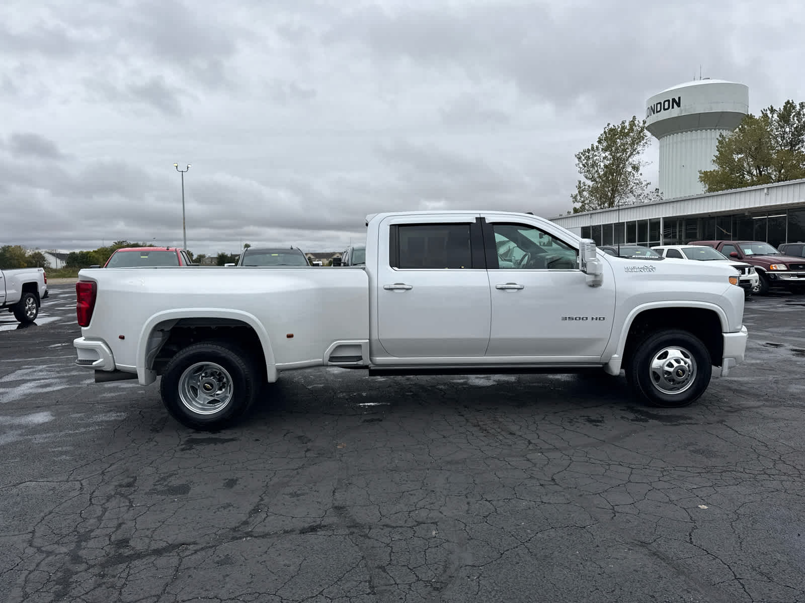 2022 Chevrolet Silverado 3500 HD High Country