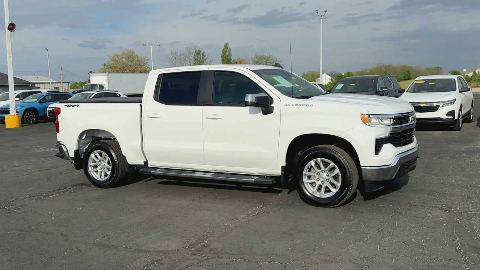 2023 Chevrolet Silverado 1500 LT (2FL)