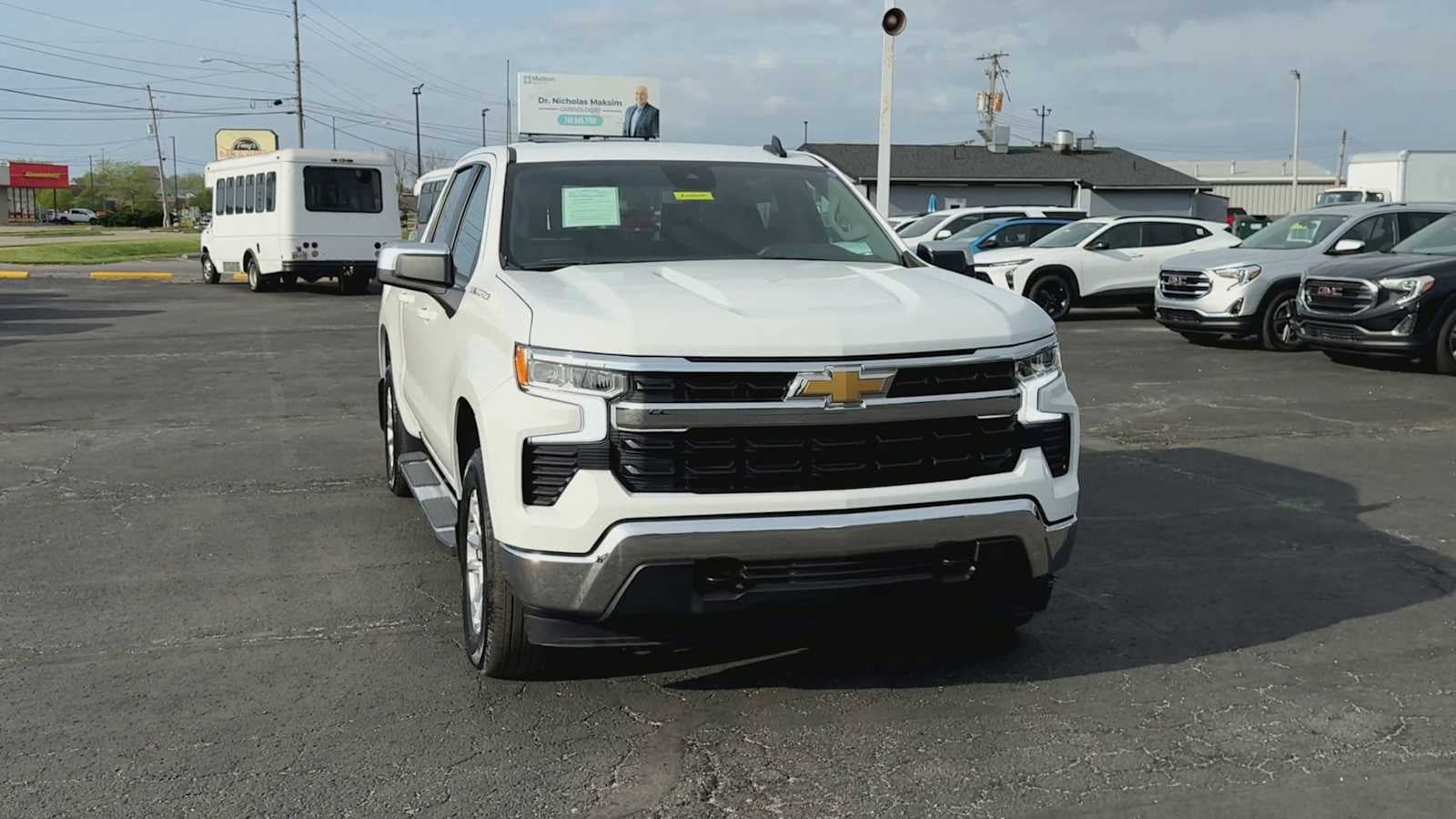 2023 Chevrolet Silverado 1500 LT (2FL)