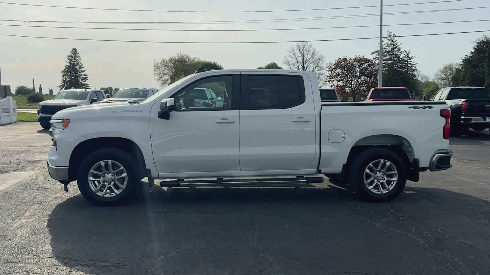 2023 Chevrolet Silverado 1500 LT (2FL)
