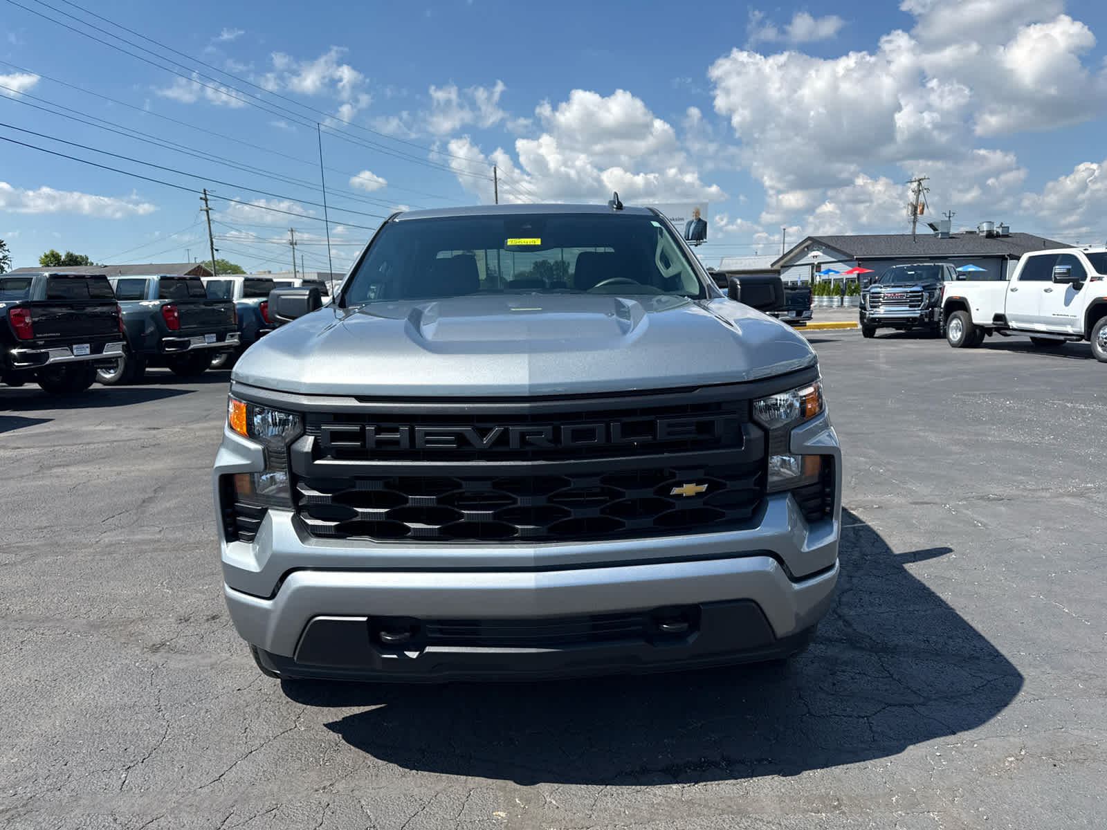 2025 Chevrolet Silverado 1500 Custom