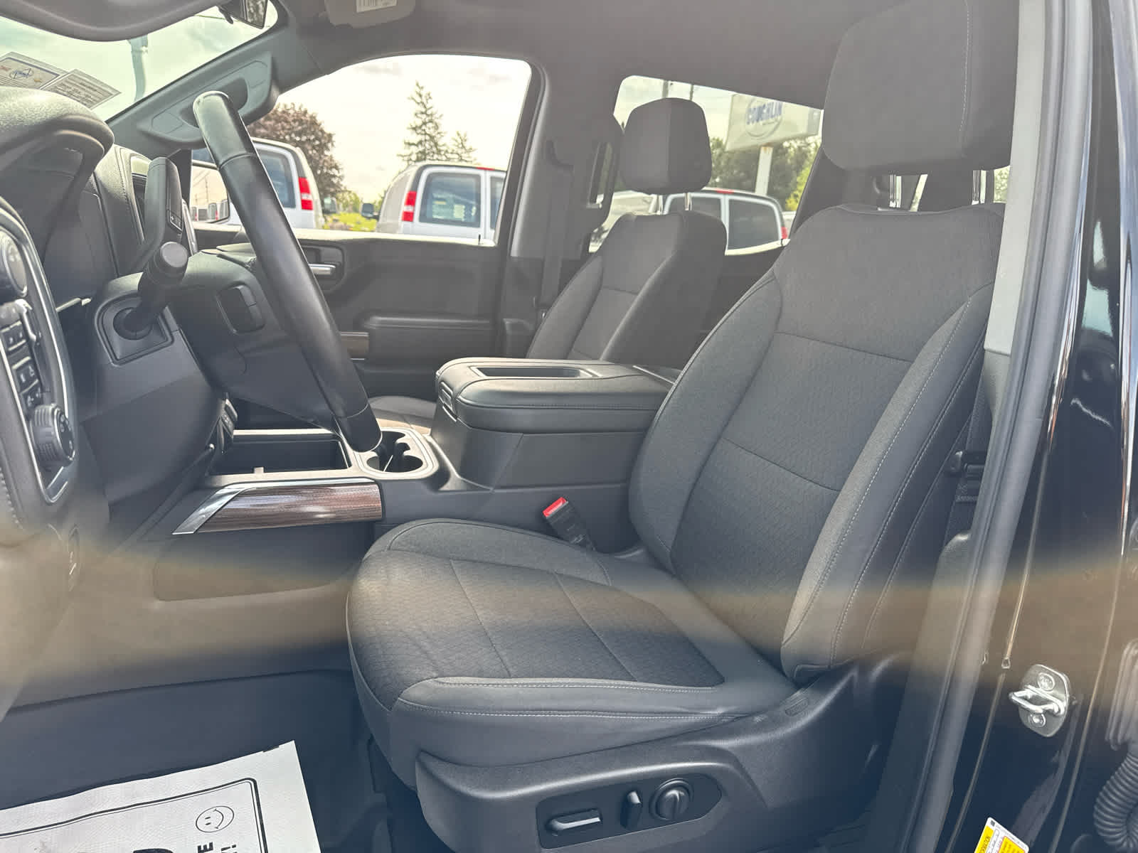 2021 Chevrolet Silverado 1500 RST - Photo 9