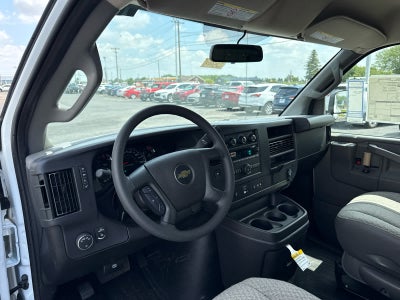 2025 Chevrolet Express Cargo WT