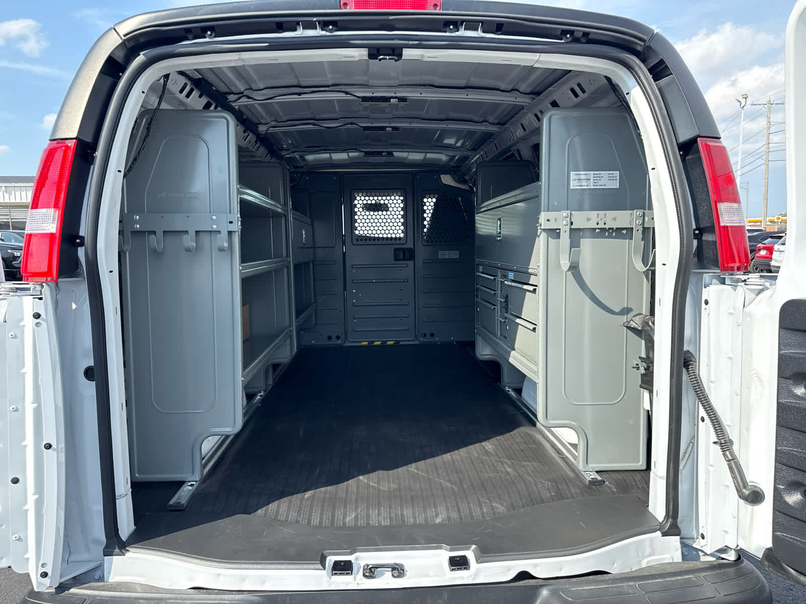 2025 Chevrolet Express Cargo WT