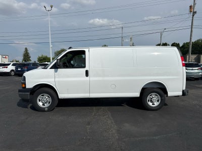 2025 Chevrolet Express Cargo WT