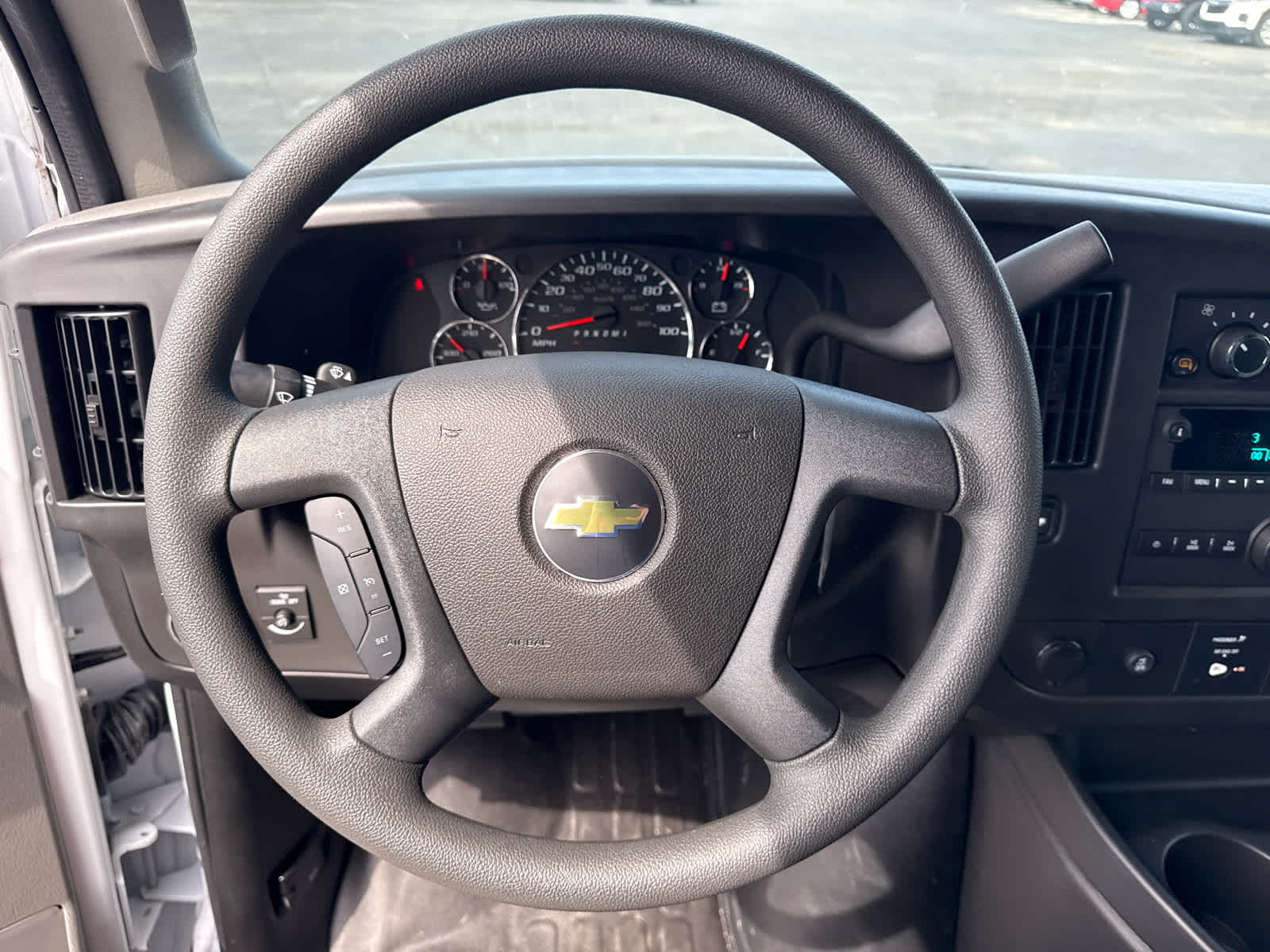 2025 Chevrolet Express Cargo WT