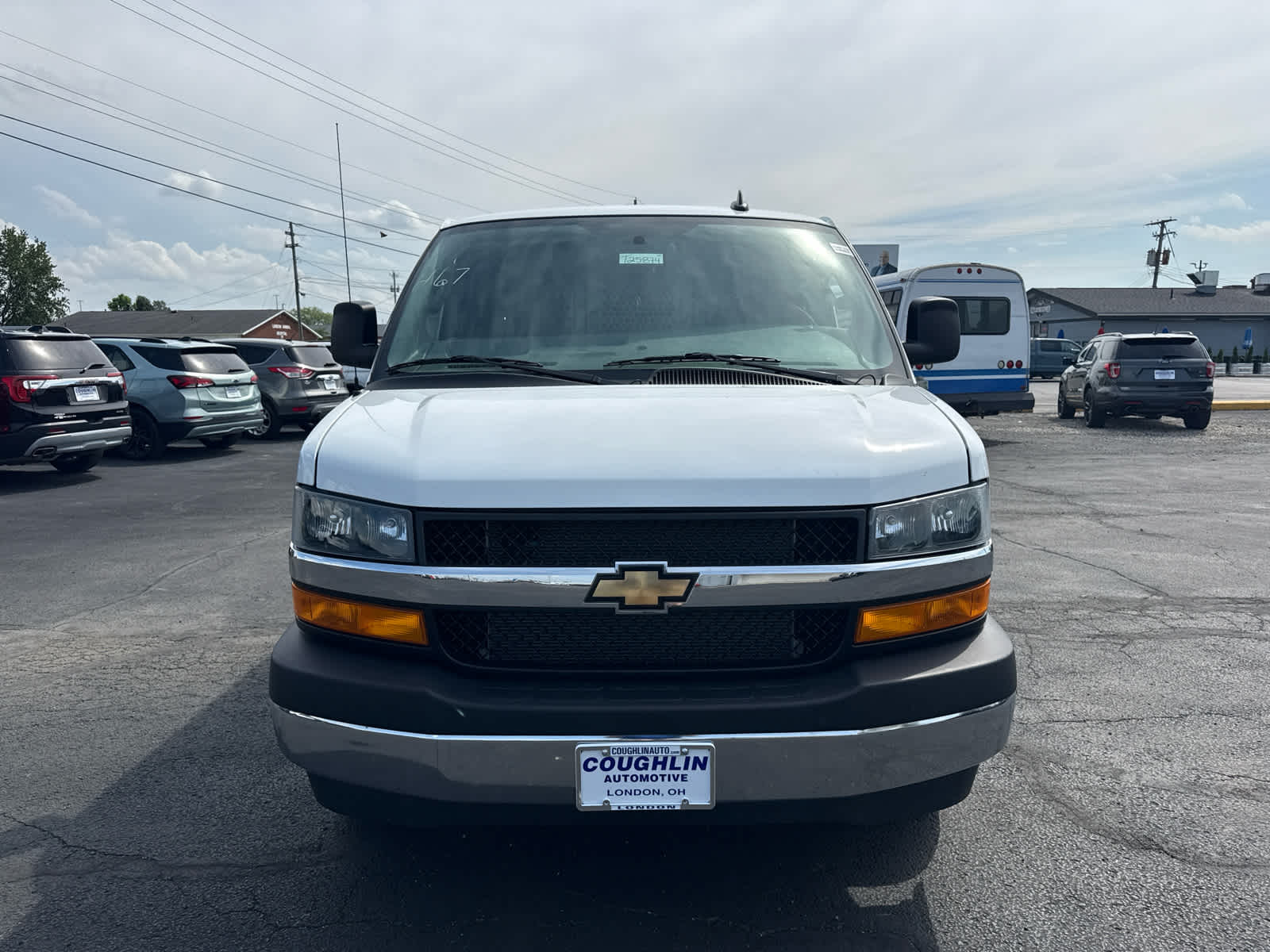 2025 Chevrolet Express Cargo Work Van - Photo 8