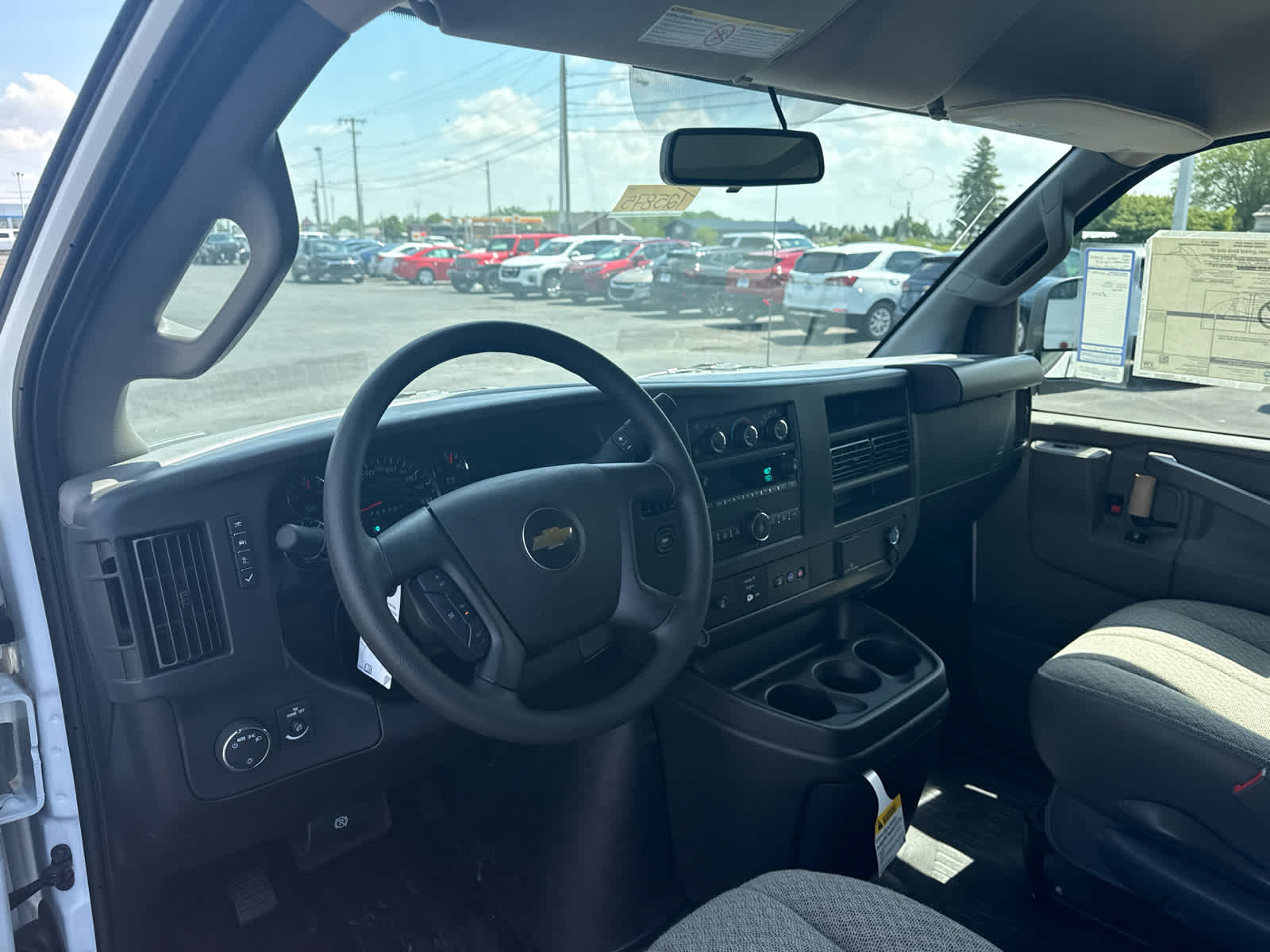 2025 Chevrolet Express Cargo Work Van - Photo 12