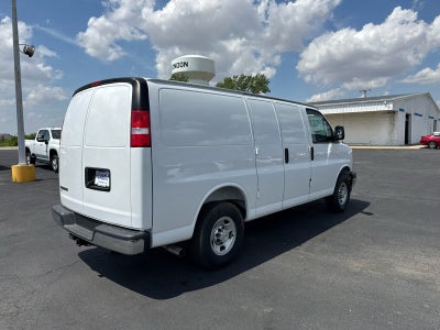 2025 Chevrolet Express Cargo WT